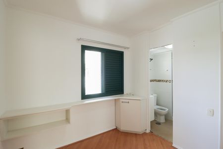Apartamento para alugar com 82m², 3 quartos e 2 vagas Apartamento para alugar com 82m², 3 quartos e 2 vagasSuíte