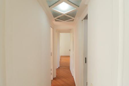 Apartamento para alugar com 82m², 3 quartos e 2 vagas Apartamento para alugar com 82m², 3 quartos e 2 vagasCorredor