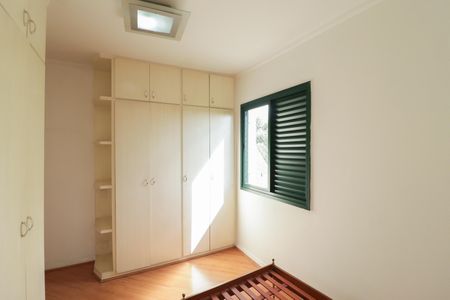 Apartamento para alugar com 82m², 3 quartos e 2 vagas Apartamento para alugar com 82m², 3 quartos e 2 vagasQuarto 1