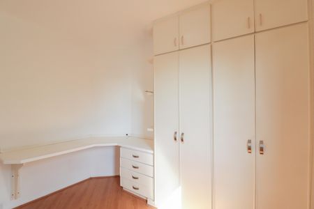 Apartamento para alugar com 82m², 3 quartos e 2 vagas Apartamento para alugar com 82m², 3 quartos e 2 vagasQuarto 2
