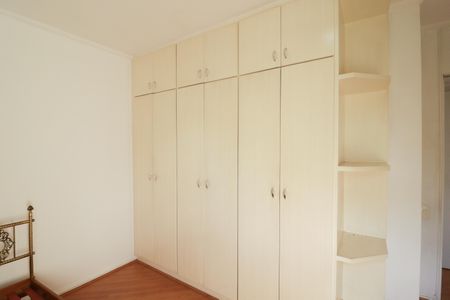 Apartamento para alugar com 82m², 3 quartos e 2 vagas Apartamento para alugar com 82m², 3 quartos e 2 vagasQuarto 1