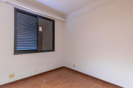 Apartamento à venda com 177m², 3 quartos e 2 vagas Apartamento à venda com 177m², 3 quartos e 2 vagasQuarto 1