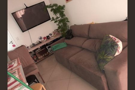 Sala de apartamento à venda com 2 quartos, 55m² em Jardim Calux, São Bernardo do Campo