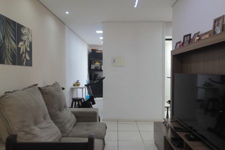 Sala de apartamento para alugar com 2 quartos, 50m² em Trevo, Belo Horizonte