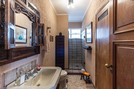 Apartamento à venda com 170m², 2 quartos e 1 vaga Apartamento à venda com 170m², 2 quartos e 1 vagaBanheiro 2