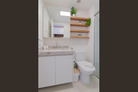 Banheiro de kitnet/studio para alugar com 1 quarto, 25m² em Vila Mariana, São Paulo