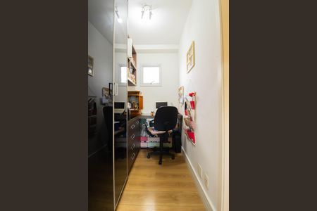 Apartamento à venda com 121m², 3 quartos e 2 vagas Apartamento à venda com 121m², 3 quartos e 2 vagasEscritório