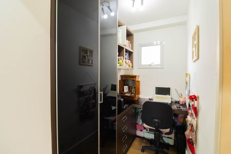 Apartamento à venda com 121m², 3 quartos e 2 vagas Apartamento à venda com 121m², 3 quartos e 2 vagasEscritório