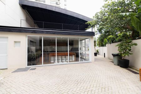 Apartamento à venda com 121m², 3 quartos e 2 vagas Apartamento à venda com 121m², 3 quartos e 2 vagasÁrea comum - Churrasqueira