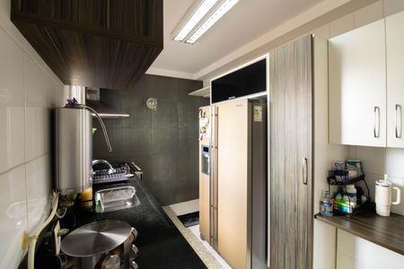 Apartamento à venda com 121m², 3 quartos e 2 vagas Apartamento à venda com 121m², 3 quartos e 2 vagasCozinha