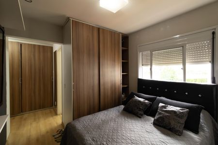 Apartamento à venda com 121m², 3 quartos e 2 vagas Apartamento à venda com 121m², 3 quartos e 2 vagasSuíte
