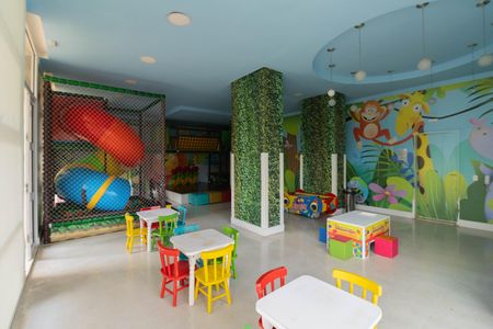 Apartamento à venda com 121m², 3 quartos e 2 vagas Apartamento à venda com 121m², 3 quartos e 2 vagasBrinquedoteca