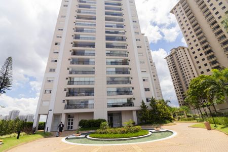 Apartamento à venda com 121m², 3 quartos e 2 vagas Apartamento à venda com 121m², 3 quartos e 2 vagasFachada do bloco