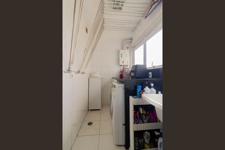 Apartamento à venda com 121m², 3 quartos e 2 vagas Apartamento à venda com 121m², 3 quartos e 2 vagasÁrea de Serviço