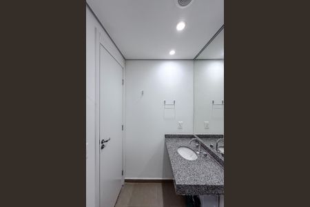 Studio para alugar com 24m², 1 quarto e sem vaga Studio para alugar com 24m², 1 quarto e sem vagaBanheiro