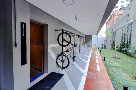 Studio para alugar com 24m², 1 quarto e sem vaga Studio para alugar com 24m², 1 quarto e sem vagaÁrea comum - Academia