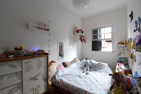 Casa à venda com 98m², 3 quartos e 2 vagasQuarto 2