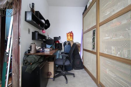 Casa à venda com 98m², 3 quartos e 2 vagasÁrea de Serviço