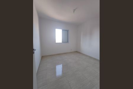Quarto de apartamento para alugar com 2 quartos, 52m² em Biritiba, Poá