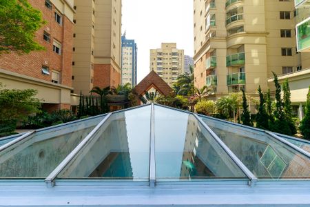 Apartamento para alugar com 160m², 3 quartos e 3 vagas Apartamento para alugar com 160m², 3 quartos e 3 vagasÁrea comum