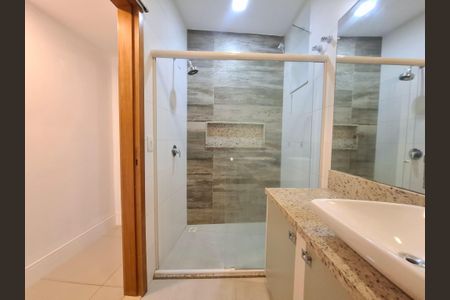 Apartamento à venda com 64m², 2 quartos e sem vaga Apartamento à venda com 64m², 2 quartos e sem vagaBanheiro