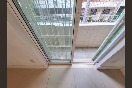 Apartamento à venda com 64m², 2 quartos e sem vaga Apartamento à venda com 64m², 2 quartos e sem vagaVaranda Quarto 1