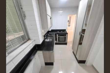 Apartamento à venda com 64m², 2 quartos e sem vaga Apartamento à venda com 64m², 2 quartos e sem vagaCozinha