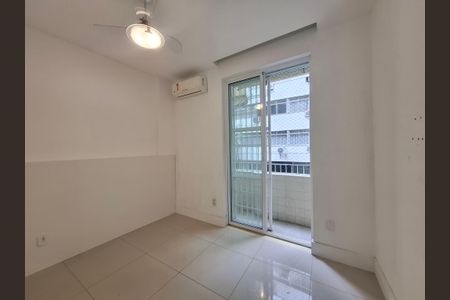 Apartamento à venda com 64m², 2 quartos e sem vaga Apartamento à venda com 64m², 2 quartos e sem vagaQuarto 1
