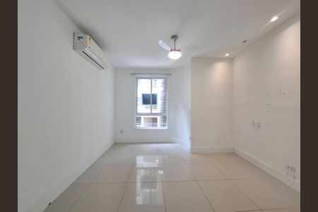 Apartamento à venda com 64m², 2 quartos e sem vaga Apartamento à venda com 64m², 2 quartos e sem vagaSala