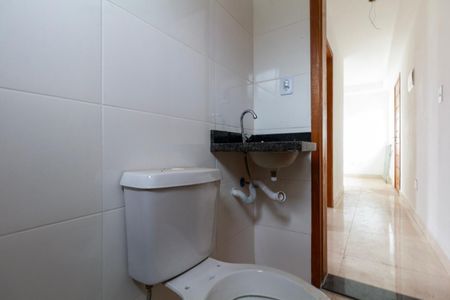 Apartamento à venda com 38m², 2 quartos e sem vaga Apartamento à venda com 38m², 2 quartos e sem vagaBanheiro
