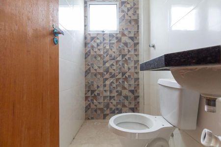 Apartamento à venda com 38m², 2 quartos e sem vaga Apartamento à venda com 38m², 2 quartos e sem vagaBanheiro