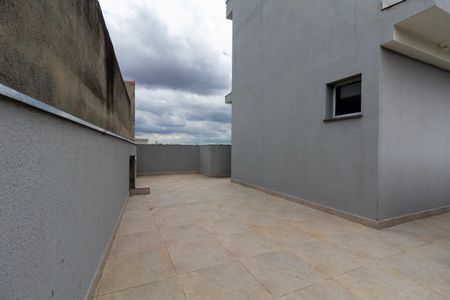 Apartamento à venda com 38m², 2 quartos e sem vaga Apartamento à venda com 38m², 2 quartos e sem vagaQuintal e área de serviço