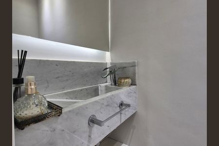 Apartamento para alugar com 324m², 4 quartos e 2 vagasLavabo 