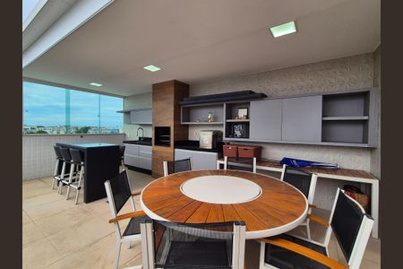 Apartamento para alugar com 324m², 4 quartos e 2 vagasÁrea externa 