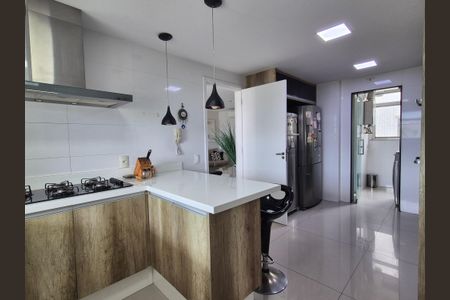 Apartamento para alugar com 324m², 4 quartos e 2 vagasCozinha 