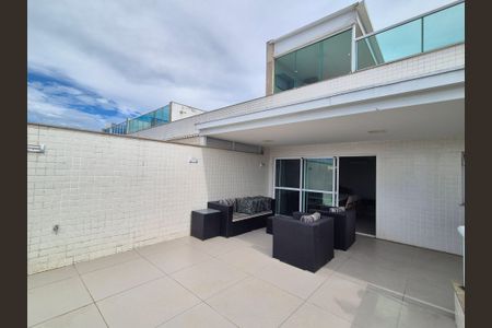 Apartamento para alugar com 324m², 4 quartos e 2 vagasVaranda 