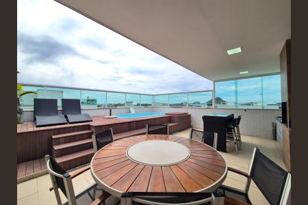 Apartamento para alugar com 324m², 4 quartos e 2 vagasÁrea externa 