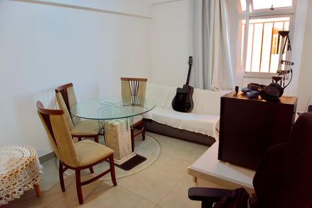 Apartamento à venda com 62m², 1 quarto e 1 vagaSala