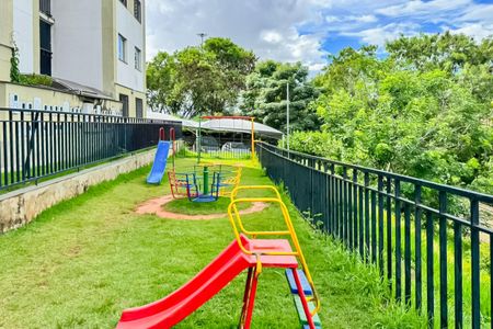 Apartamento para alugar com 60m², 2 quartos e 1 vagaÁrea comum - Playground
