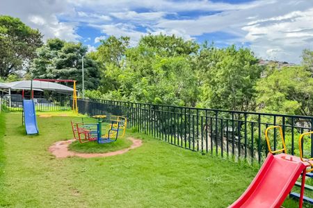 Apartamento para alugar com 60m², 2 quartos e 1 vagaÁrea comum - Playground