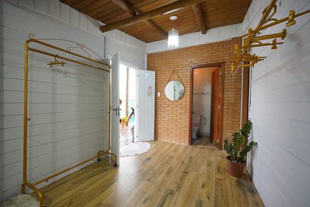 Sala de casa de condomínio para alugar com 1 quarto, 120m² em São João do Rio Vermelho, Florianópolis