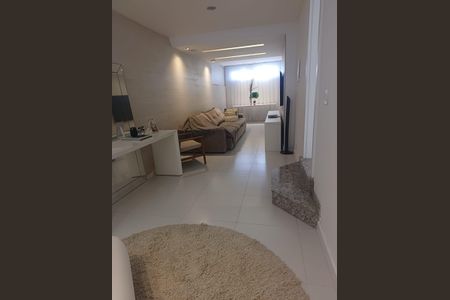 Casa para alugar com 3 quartos, 350m² em Camboinhas, Niterói