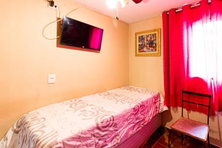 Quarto 2 de casa à venda com 4 quartos, 190m² em Água Branca, São Paulo