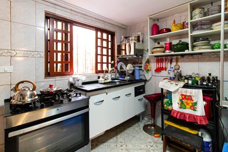 Casa à venda com 190m², 4 quartos e 1 vaga Casa à venda com 190m², 4 quartos e 1 vagaCozinha