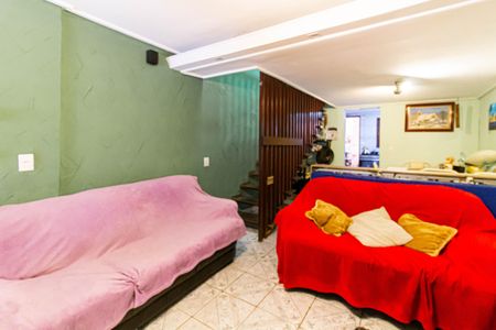 Casa à venda com 190m², 4 quartos e 1 vaga Casa à venda com 190m², 4 quartos e 1 vagaSala