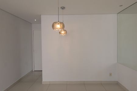 Sala de apartamento para alugar com 3 quartos, 65m² em Planalto, Belo Horizonte