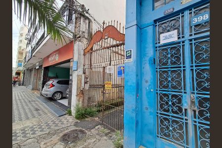 Casa para alugar com 75m², 2 quartos e sem vagaFachada