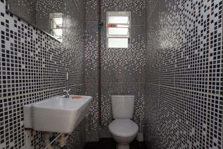 Casa para alugar com 75m², 2 quartos e sem vagaLavabo