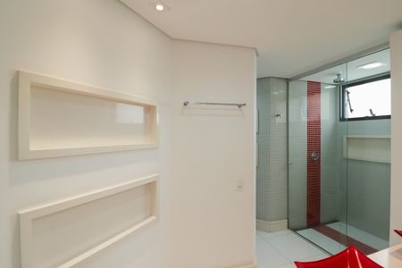 Apartamento à venda com 231m², 5 quartos e 4 vagas Apartamento à venda com 231m², 5 quartos e 4 vagasBanheiro da Suíte 2