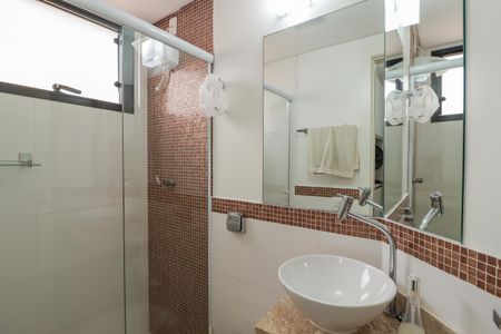 Apartamento à venda com 231m², 5 quartos e 4 vagas Apartamento à venda com 231m², 5 quartos e 4 vagasQuarto/Banheiro de Serviço